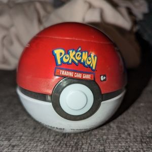 PokeBall E22 with 3 booster pks 1 coin evolving skies